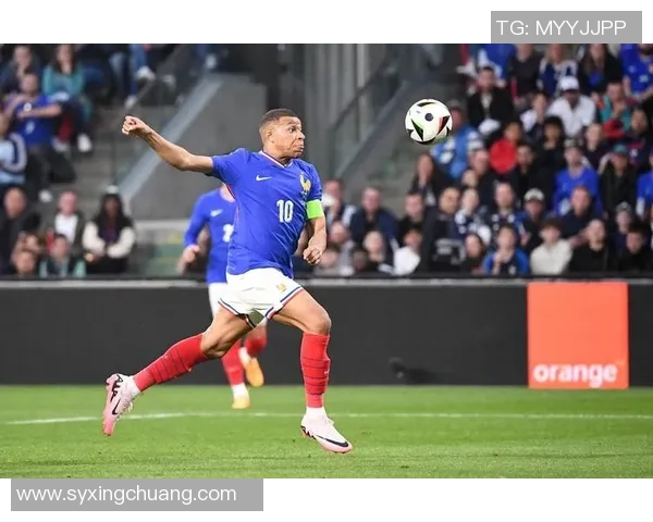 法国足球队球星最新排名分析及其在世界足坛的地位变化